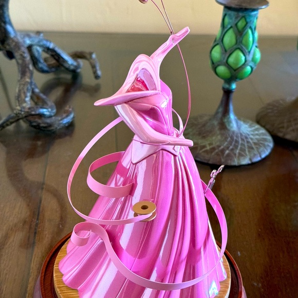 Walt Disney Classic Collection - A Dress a Princess can be proud of 👗 - Picture 3 of 15